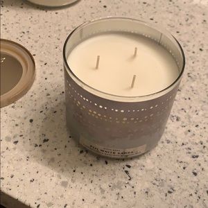 Bath and body works candle. Never been lit.
